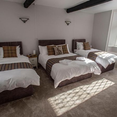 The Berwyn Arms Hotel Corwen Luaran gambar