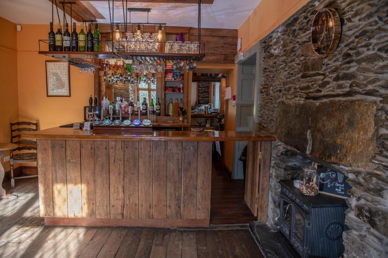 The Berwyn Arms Hotel Corwen Luaran gambar